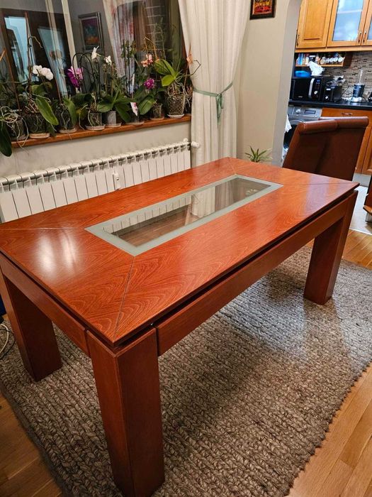 Трапезна маса масив