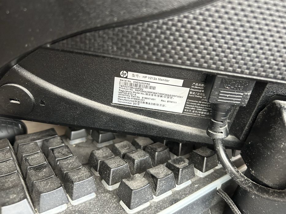 HP V212a 20.7″ Full HD монитор