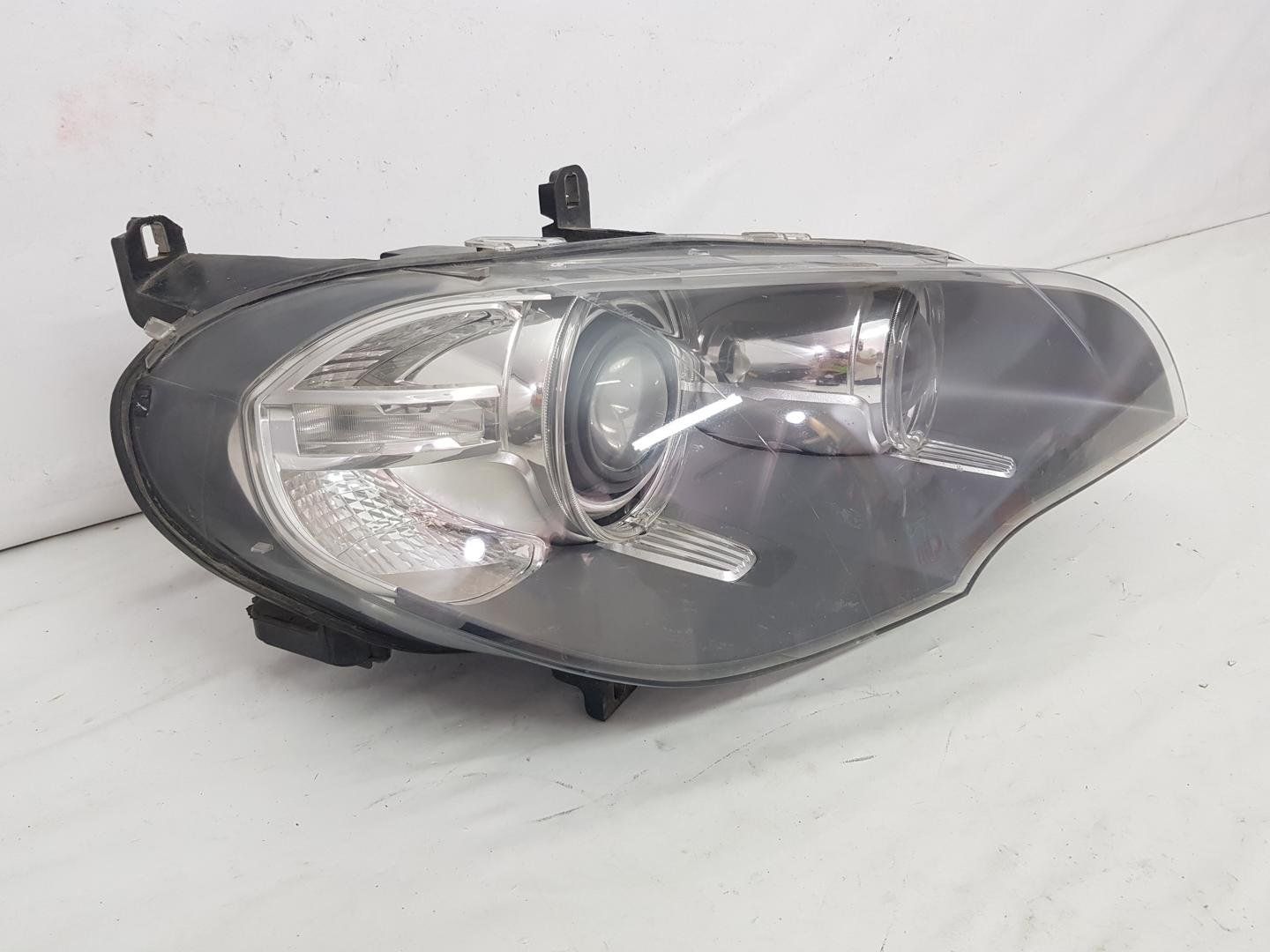 Far dreapta Xenon Adaptiv BMW X5 E70 LCI facelift dupa 2010