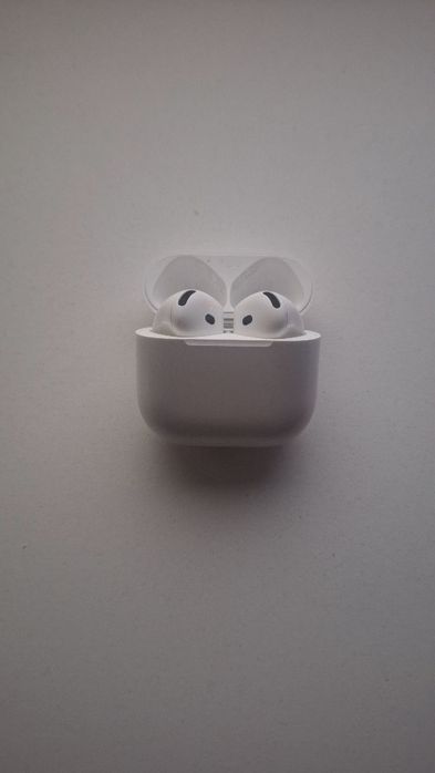 Casti Airpods 4 Apple