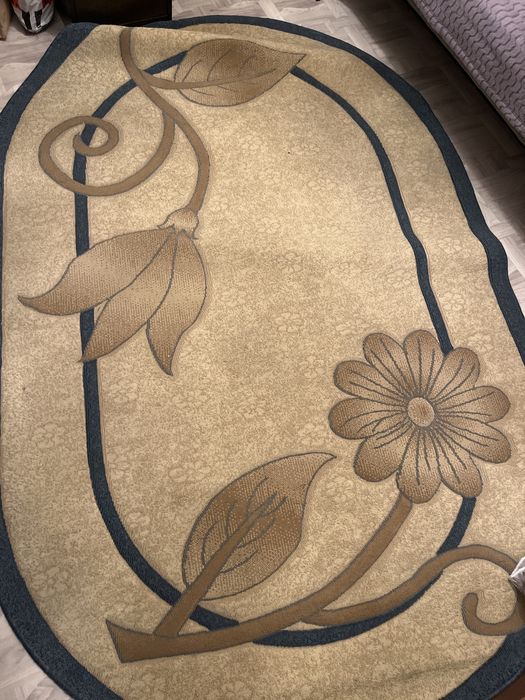 Продам ковер шерстяной в идеальном состоянии