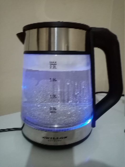 Новый электрочайник 2,2 Германия.