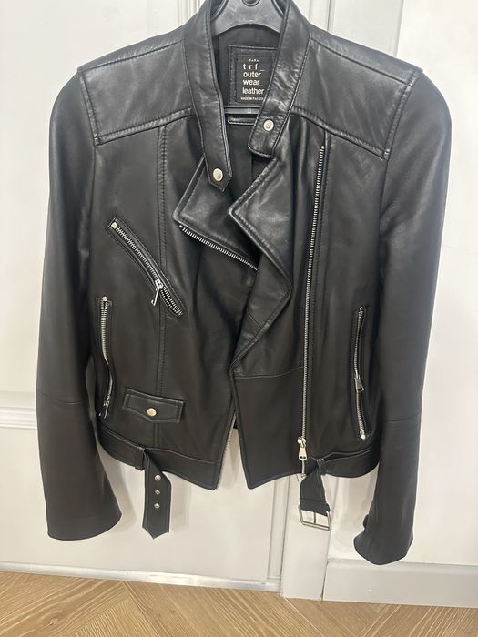 Кожаная куртка фирмы zara