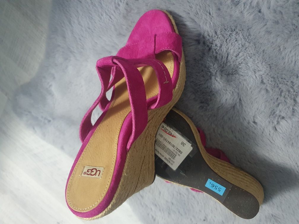 Sandale platforma UGG