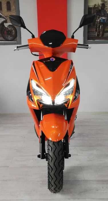 Scuter Revo 50 Daytona fara permis