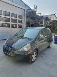 Honda JAZZ an 2003 motor L13A1 Dezmembrez/Dezmembram