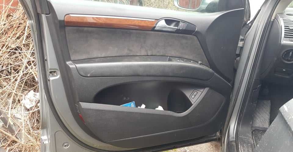 Audi Q7 3.0tdi BUG  на части / ауди кю7 3.0тди 233