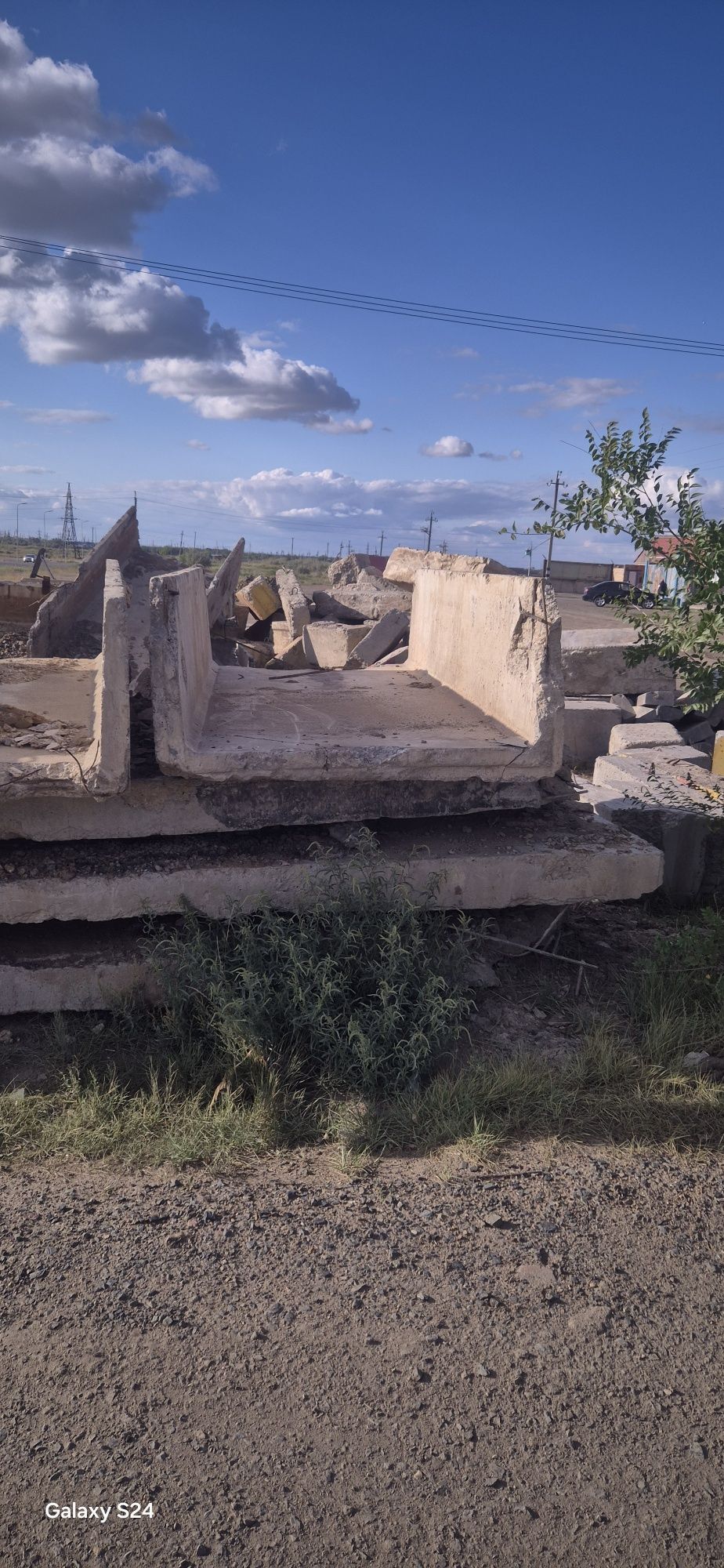 Продам лотки под теплотрасы