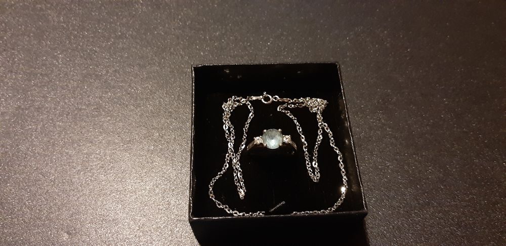 Сет от сребърно колие и пръстен