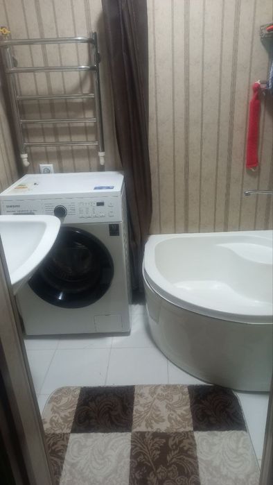 Срочна продаётся квартира 3х комнатная с евроремонтом