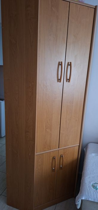 Mobila,dulap de colt