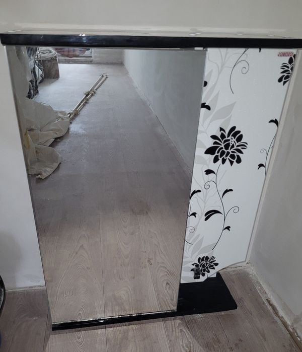 Шкаф для ванной  комнаты