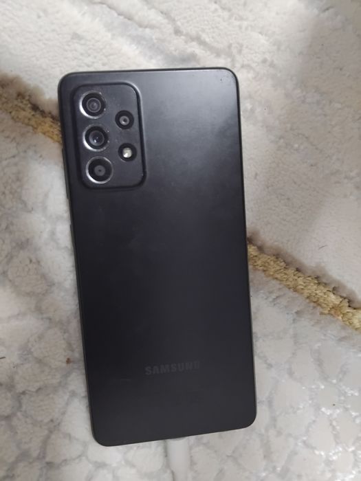 Продам телефон самсунг А 52