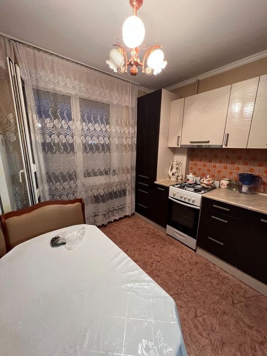 2 ком Ленинградка в районе Тайги на среднем этаже