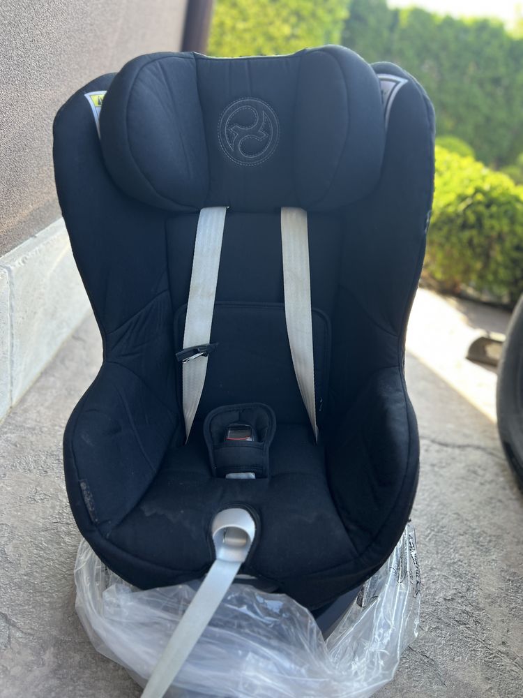 Столче за кола Cybex Sirona Zi с база