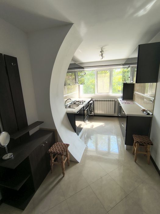 Vând apartament 2cam cf1sd Eremia Grigorescu