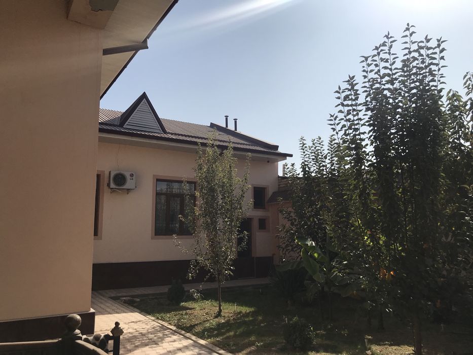 Часный дом 4 сот 5 комнат 3 сан узла