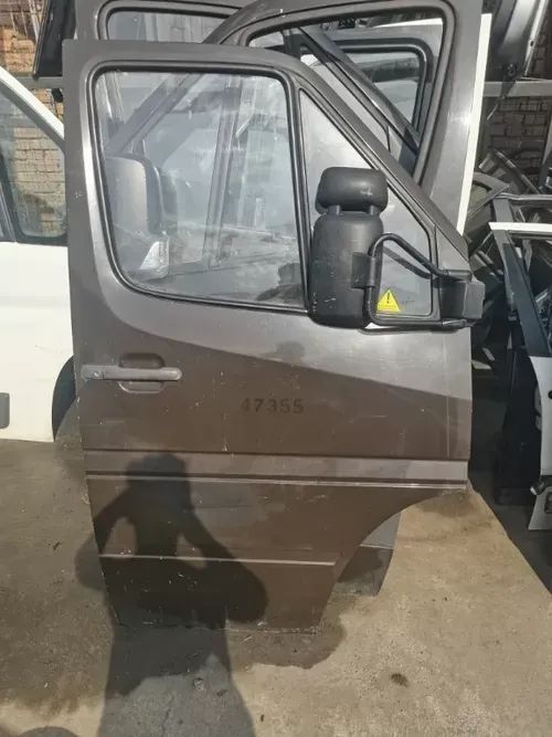Usa portiera dreapta fata Mercedes Sprinter model 1995-2006