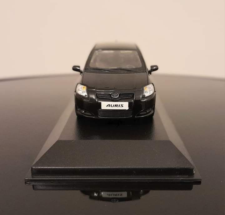 Toyota Auris (2007) 1:43 Minichamps