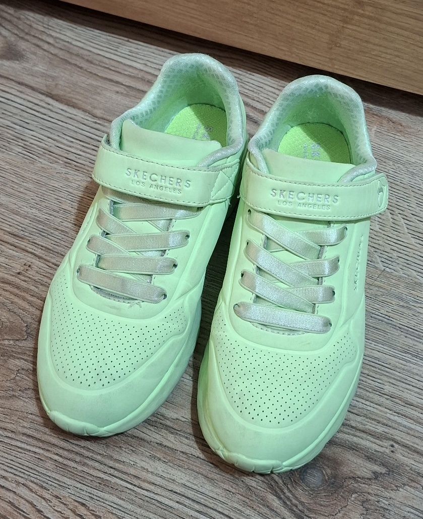 Маратонки 35 номер за момиче Nike, Sketchers