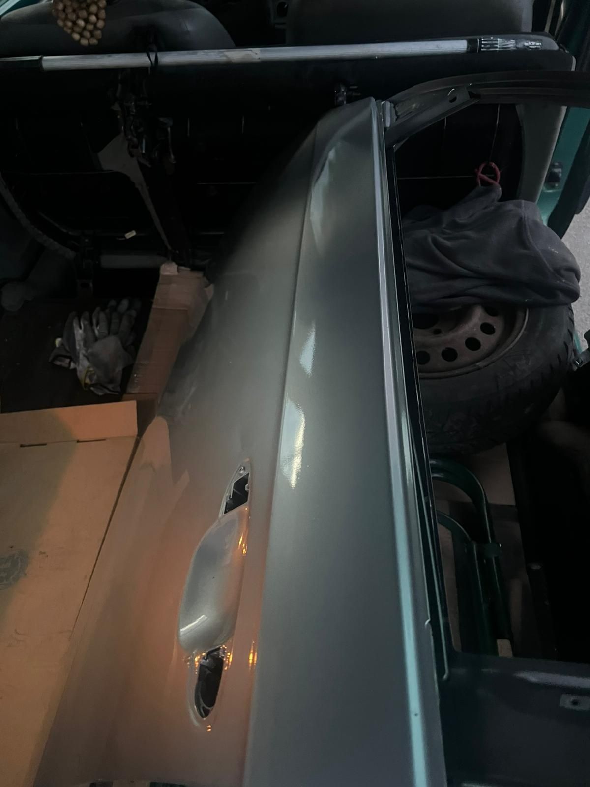 Usa stanga fata vw Passat B7 gri metalizat