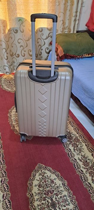 Chamadon sotiladi  samarqanda