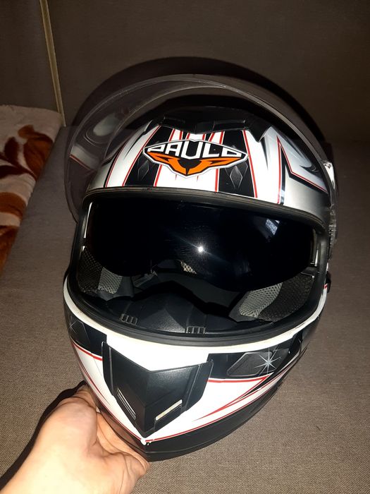 Мотошлем продам для мотоцикла