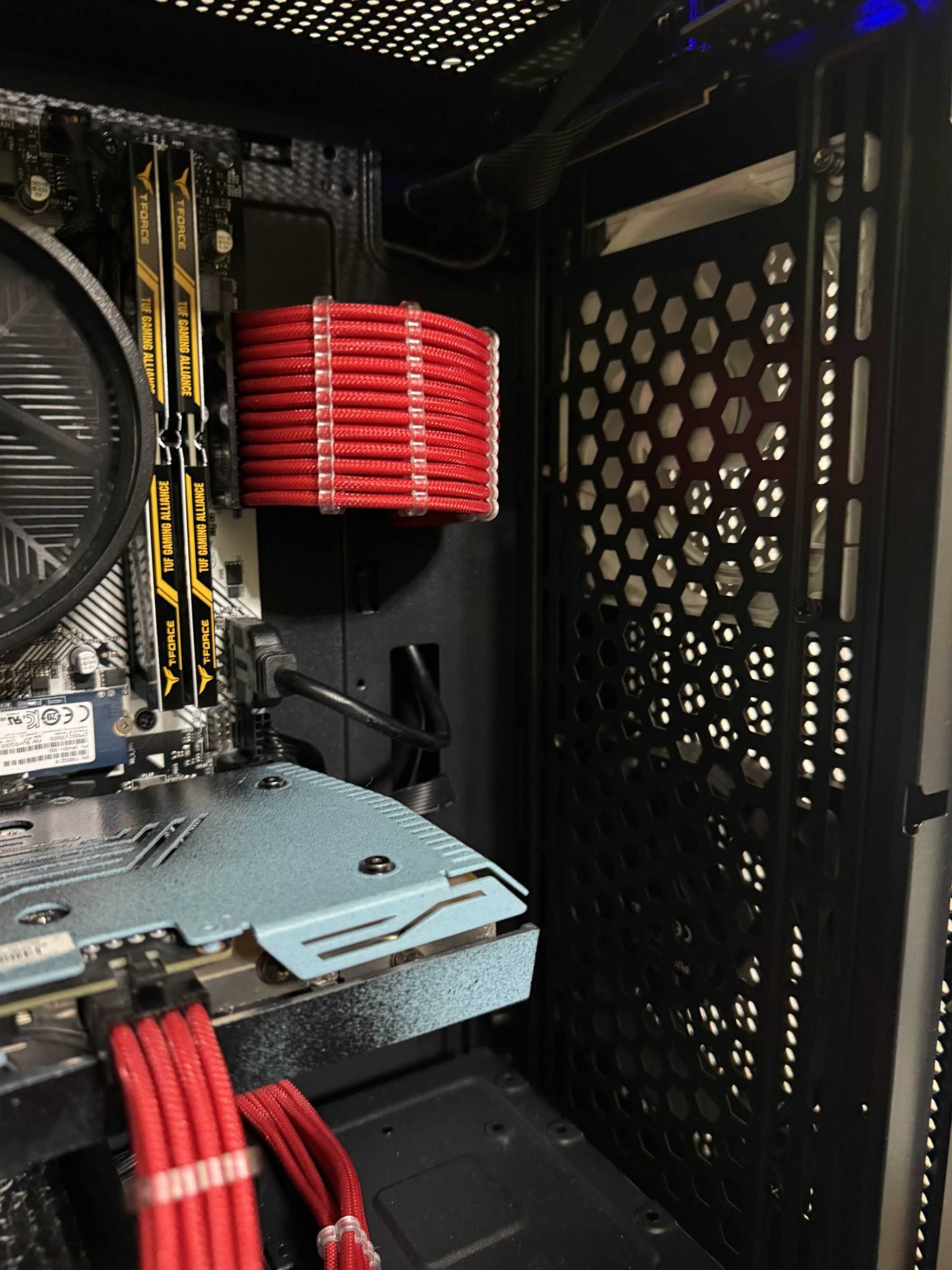 Геймърски компютър R5,RTX 3060TI, 16RAM