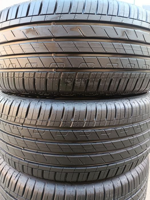 225_55_R17 Good Year