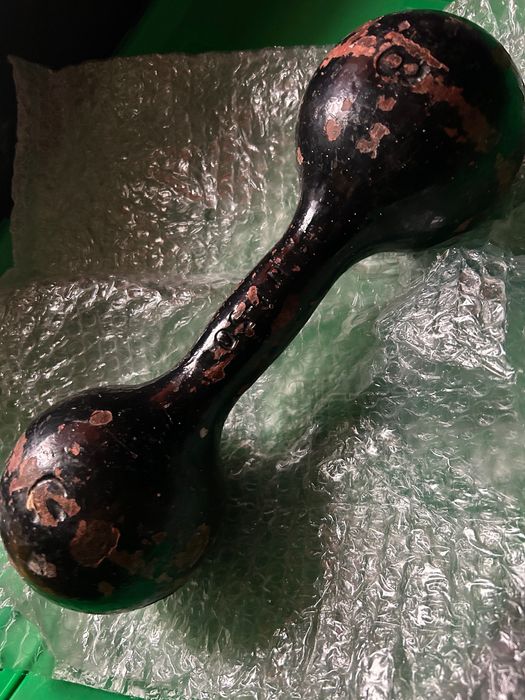 Купувам  гири  8 кг