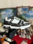 LV Trainer Black