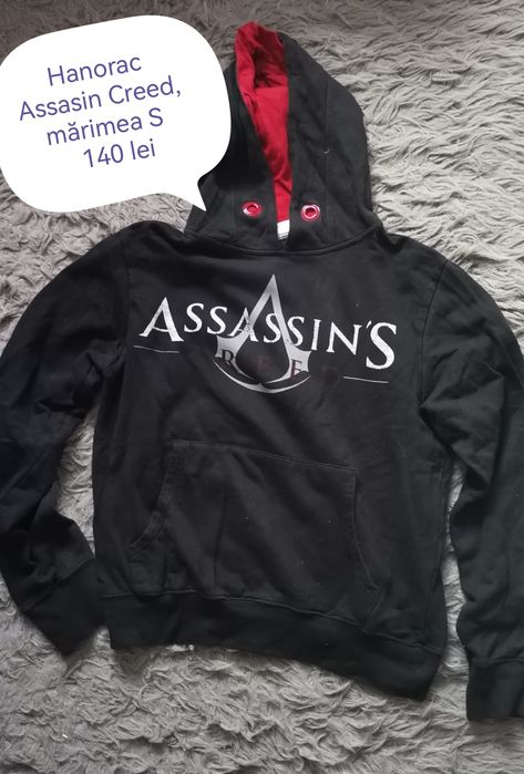 Vând Hanorac Assassins Creed