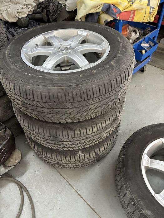 Джанти с гуми 17, 5х114’3