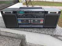 Radiocasetofon Sanyo MW250L