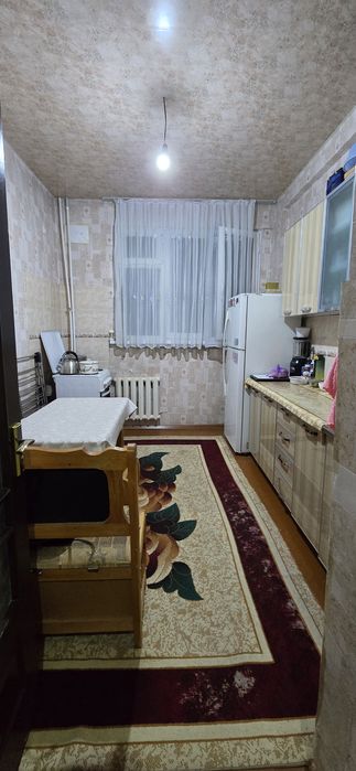 2-х комнатная квартира с гаражом около госпитального рынка