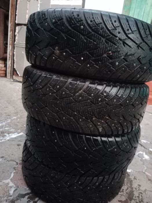 Продам зимние шины