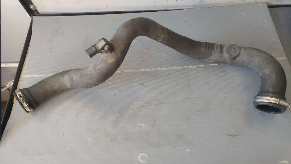 tubulatura intercooler cu senzor audi a4 8k b8 2.0 tdi 8k0145673 0281002977