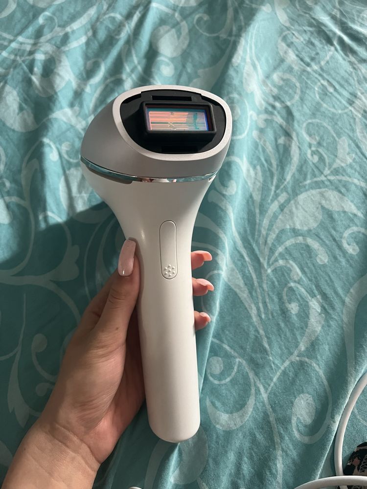 Фотоепилатор IPL Philips Lumea Prestige BRI953/00