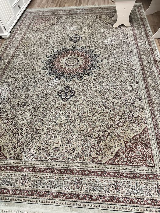 Продам ковер 2,5*3,5