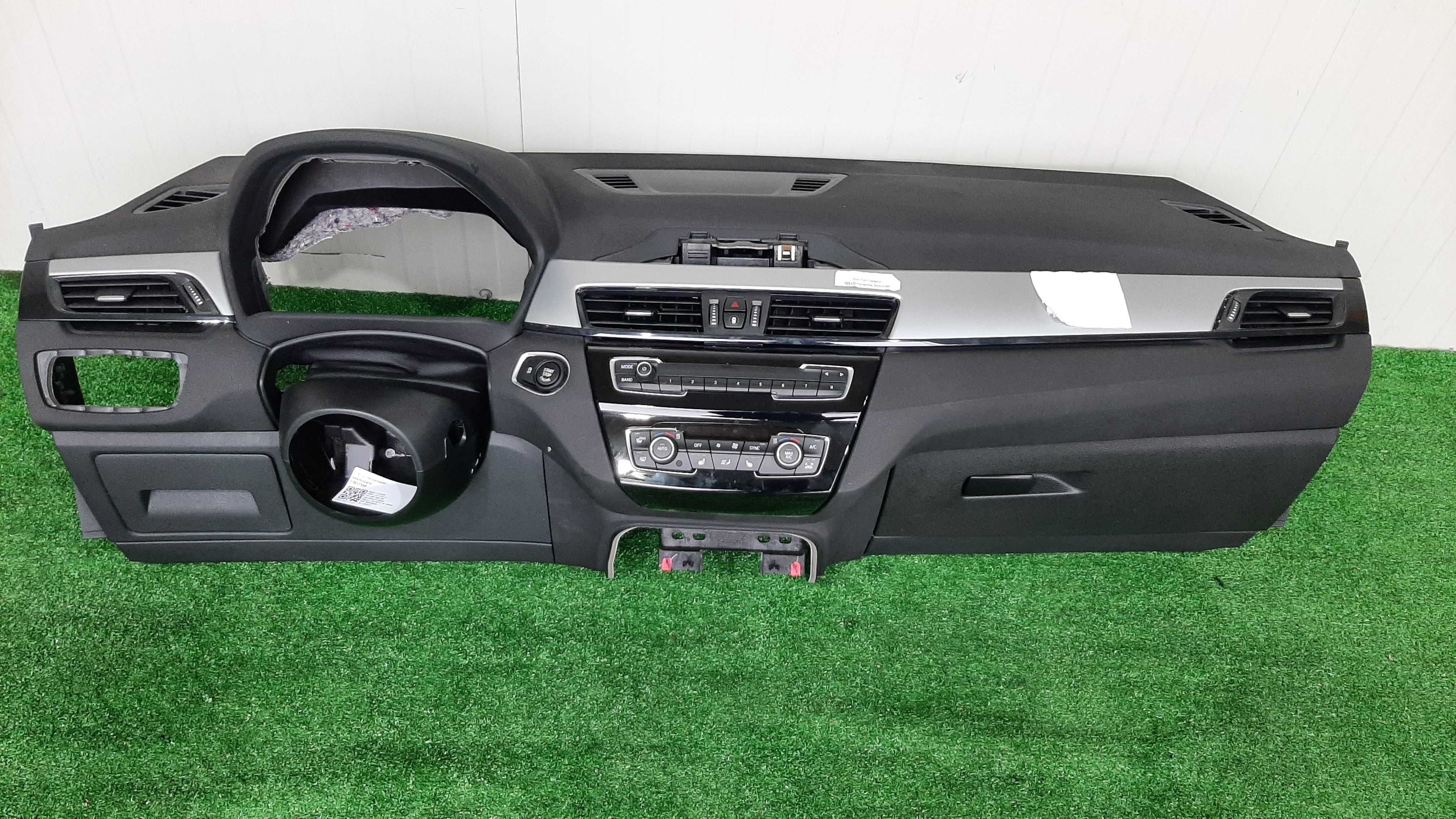 Plansa bord BMW X1 F48