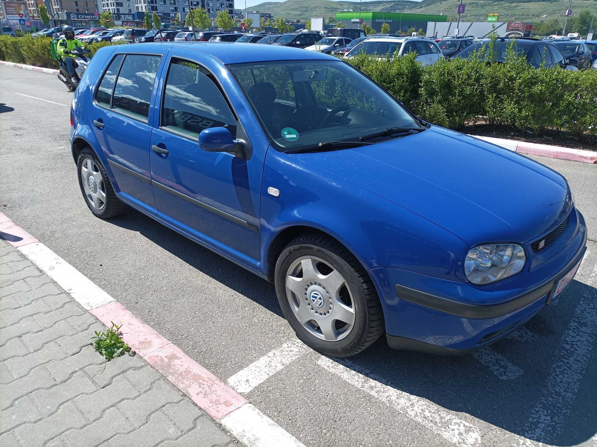 Vând Volkswagen Golf 4 1.6 benzina 2001