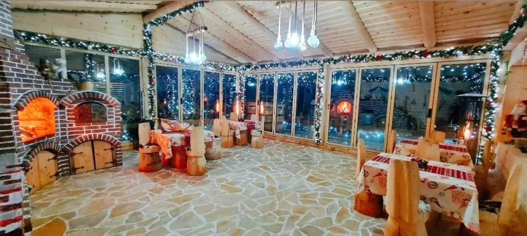 Vând Vila în Predeal