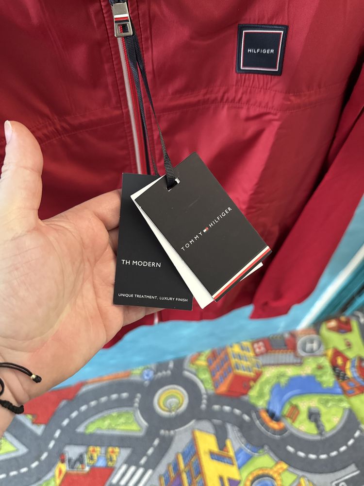 Geaca Tommy Hilfiger primavara
