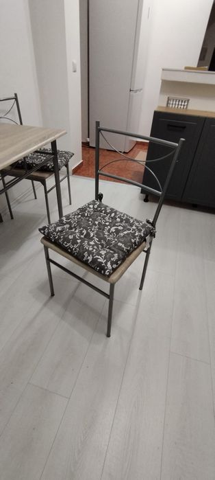 Set bucătărie masa+scaune