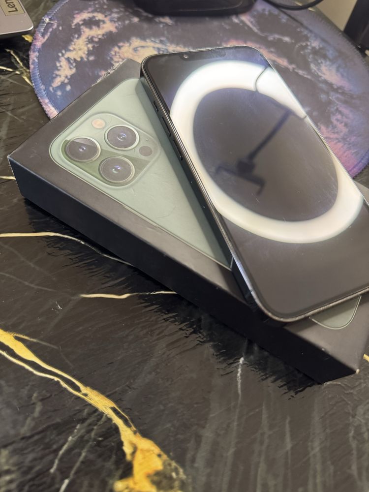 iPhone 13 pro Green