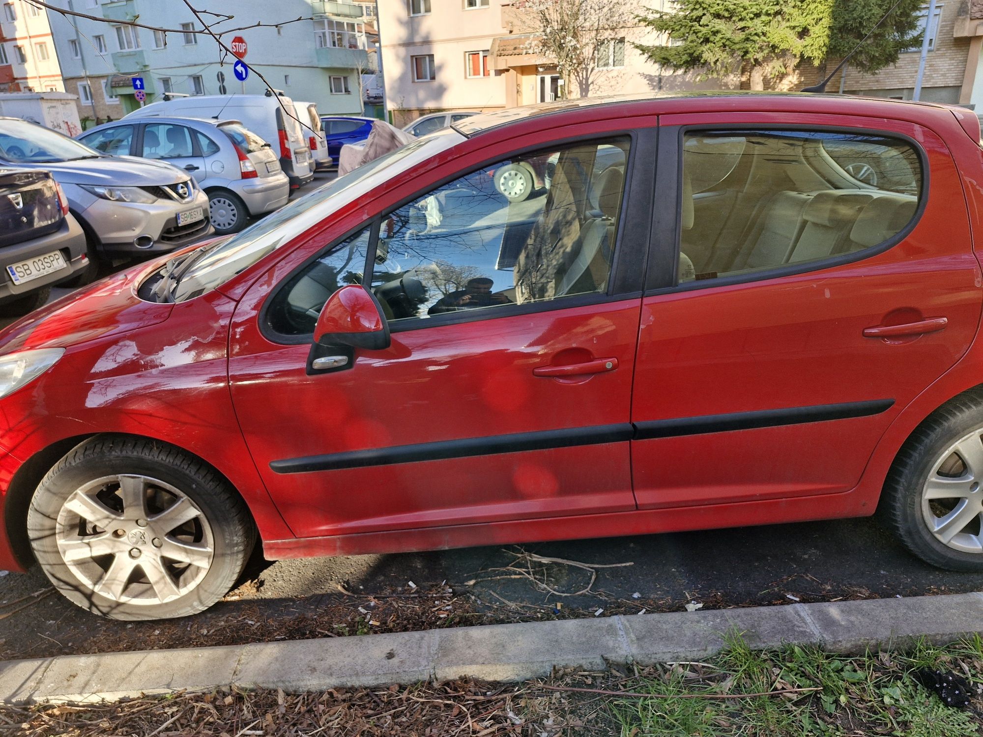 Se vinde Peugeot 207