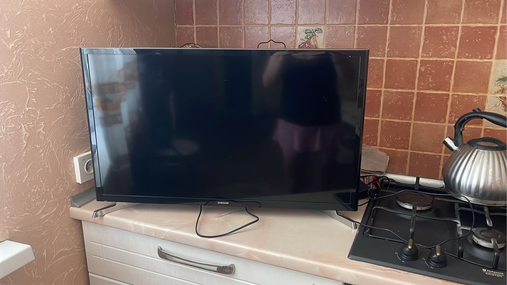 Телевизор самсунг