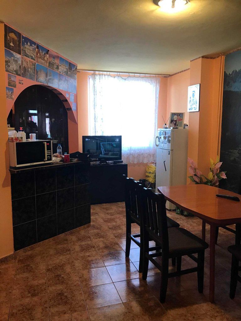 Продава се Тристаен апартамент в Плевен, Мара Денчева - 115 кв.м за 953 €/кв.м - Снимка #2