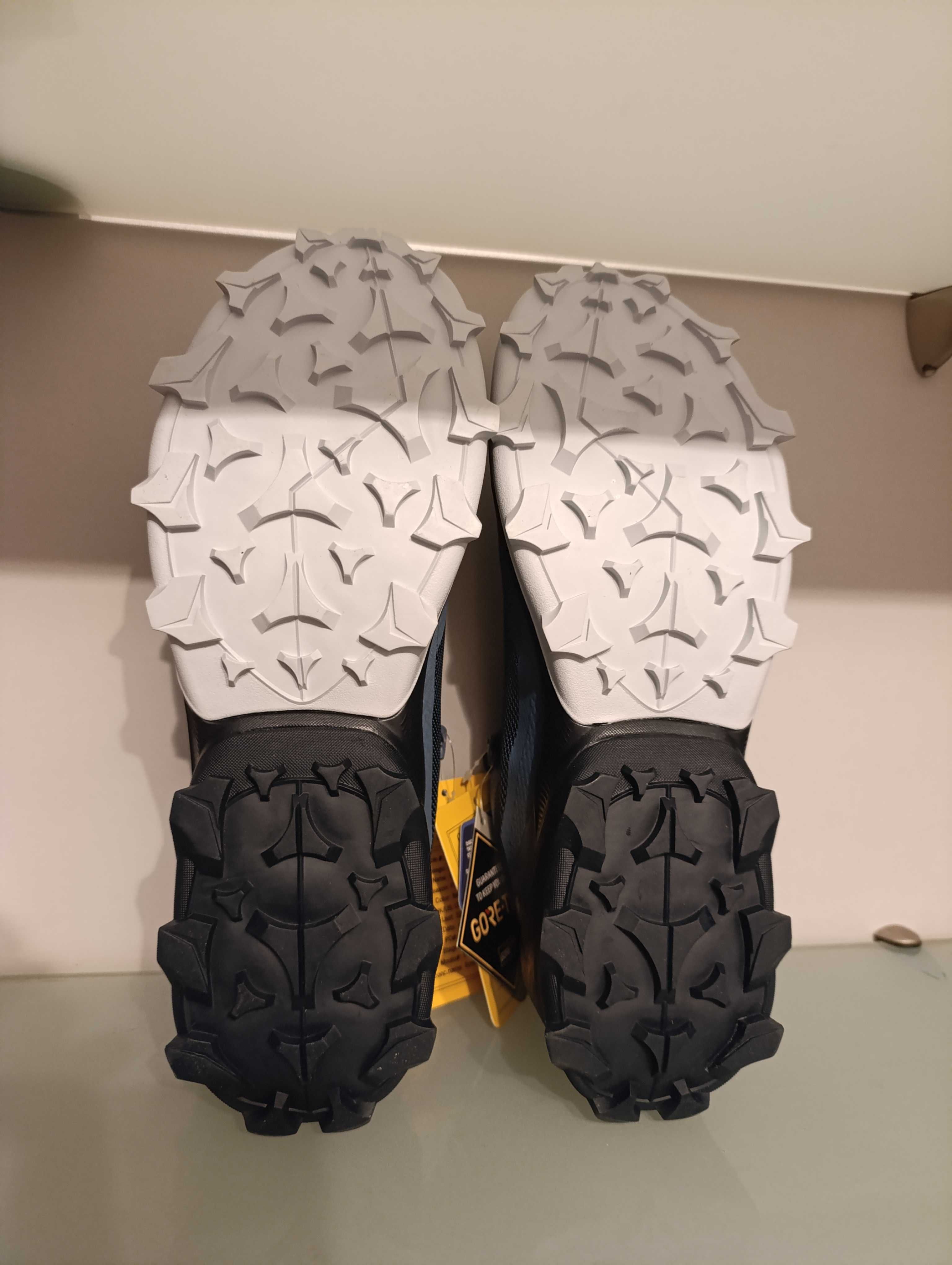 Pantofi drumetie Salomon Cross Over 2 GORE-TEX marimea 42 2/3, 27cm