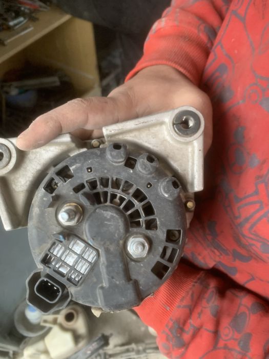 Generator sotladi